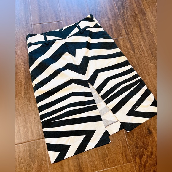 Exte zebra print midi A Line skirt size 24/38 - Picture 12 of 12